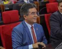 Deputados eleitos tomam posse na Assembleia Legislativa do Piauí - Fotos por Thiago Amaral