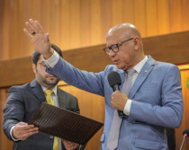 Deputados eleitos tomam posse na Assembleia Legislativa do Piauí - Fotos por Thiago Amaral