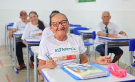 Seduc realiza pagamento de bolsas para mais de 9 mil estudantes da rede estadual