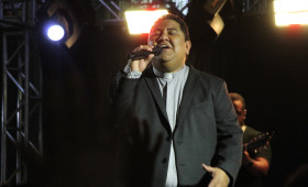 Padre Neto fará show gratuito na Expoapi 2025 em Teresina