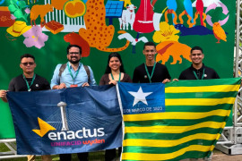 Alunos e docente apresentam projeto “Guiar” no ENEB Brasil 2026