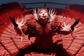 Com show épico, Lady Gaga entrega narrativa grandiosa no Coachella 2025