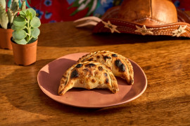 La Guapa e Mocotó se unem para lançar 'empanada sertaneja' com sabor nordestino