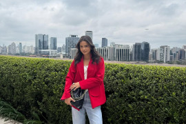 Designer de moda revela o que não pode faltar no look de Carnaval 2026