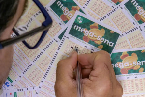 Mega-Sena sorteia hoje (22) prêmio estimado em R$ 3,5 milhões