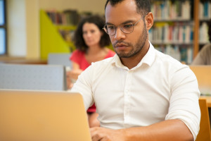 Cursos de pós-graduação aumentam chances de empregabilidade no mercado de trabalho