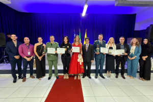 UNINASSAU Teresina homenageia profissionais da segurança pública