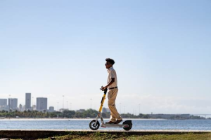 Entre saúde, tecnologia e sustentabilidade, mobilidade ativa transforma a rotina urbana através do bem-estar físico e mental