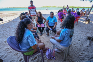 Marisqueiras nordestinas reforçam tradição, sustentabilidade, economia solidária e autonomia em intercâmbio no litoral do Piauí