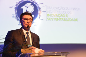 Janguiê Diniz reúne líderes do empreendedorismo em jantar de lançamento da Mentor Capital Group