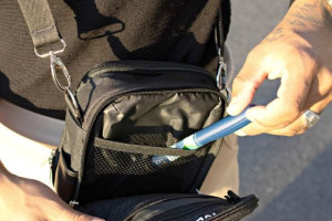 Vai viajar no feriado? Saiba como transportar medicamentos com segurança