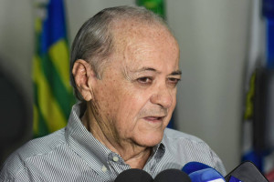 Prefeito Silvio Mendes anuncia reajuste salarial para professores e servidores
