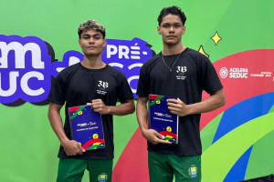 Revisão Enem Game reúne mais de 2.500 estudantes no Centro de Convenções de Teresina