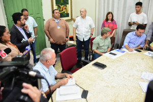 Prefeitura de Teresina divulga contato para o serviço da coleta de lixo