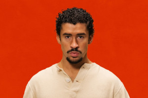 Com Bad Bunny, Super Bowl vira festa multicultural pró-imigrantes e críticas a Trump