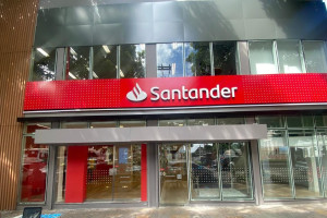 Santander abre vagas para atuar no Piauí