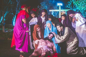 Paixão de Cristo leva arte, fé e tradição com espetáculos; veja a programação