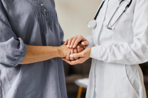 Hepatites virais: sintomas silenciosos reforçam a necessidade de prevenção e diagnóstico precoce