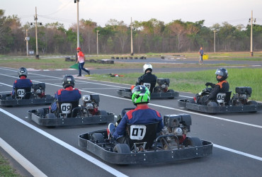 Campeonato de Kart Profissional e  Amador- Velokart