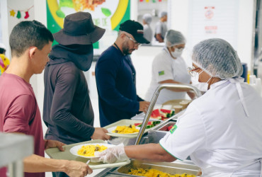 Restaurante Popular do Dirceu completa 1 ano de funcionamento com mais de 36 mil refeições servidas por mês