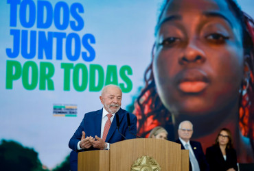 Presidente Lula diz que monitora preço dos combustíveis todos os dias