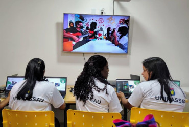 Iniciativa oferta 100 bolsas de graduação EaD gratuitas para pessoas com TEA e mães de crianças autistas