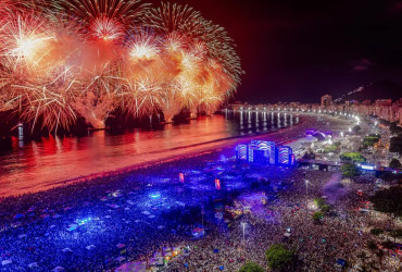 Réveillon de Copacabana terá shows de Gilberto Gil e Ney Matogrosso