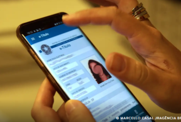 Prazo para tirar e regularizar título de eleitor vai até 6 de maio