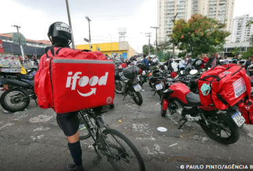Anvisa libera venda de medicamentos por plataformas como iFood e Rapp