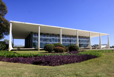 Acordo de R$ 2,6 bilhões encerra disputa sobre privatização da Cepisa