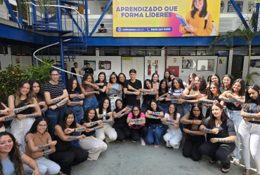 Evento de boas-vindas recebe calouros na UNINASSAU Teresina