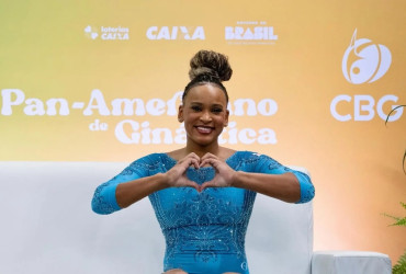 Rebeca Andrade retorna aos ginásios e conquista ouro no Pan do Rio