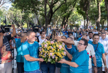 Festa da Mãe de Deus celebra 20 anos de fé e devoção à padroeira do Brasil; confira a programação na íntegra