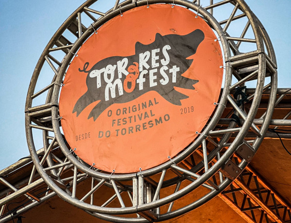 O maior festival gastronômico do Brasil, Torresmofest, está de volta a Teresina, e com edição especial “Lendas do Rock”