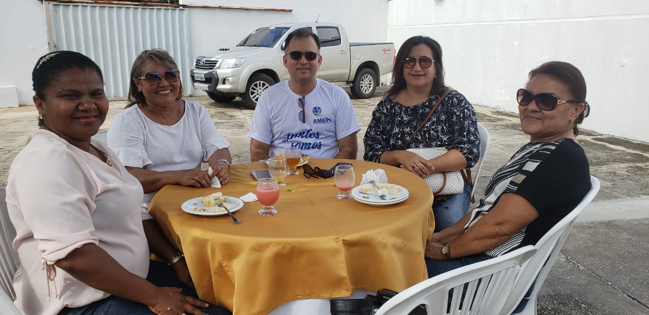 Amepi realiza café da manhã em homenagem ao Dia das Mães