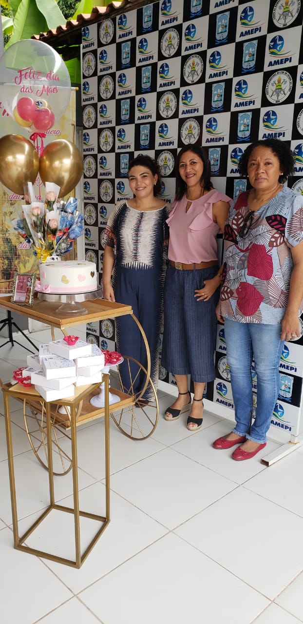 Amepi realiza café da manhã em homenagem ao Dia das Mães