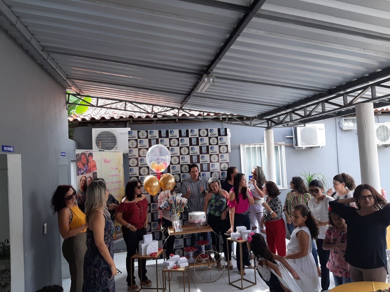 Amepi realiza café da manhã em homenagem ao Dia das Mães