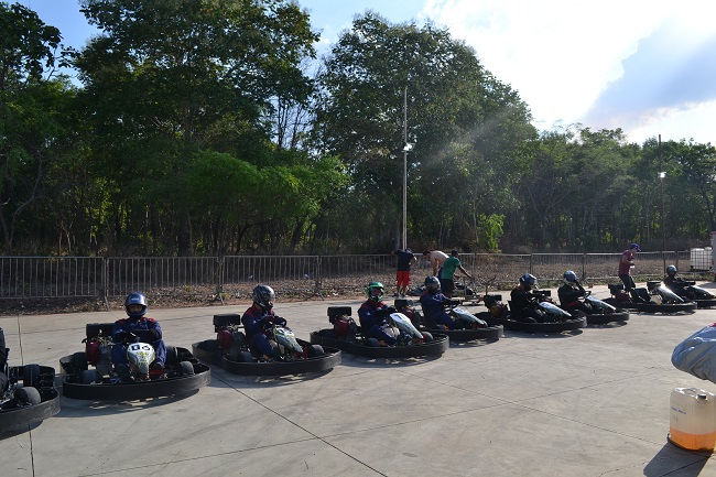 Campeonato de Kart Profissional e  Amador- Velokart