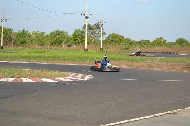 Campeonato de Kart Profissional e  Amador- Velokart