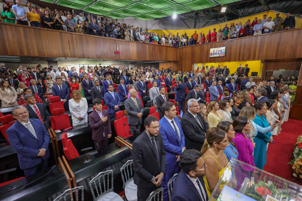 Deputados eleitos tomam posse na Assembleia Legislativa do Piauí - Fotos por Thiago Amaral