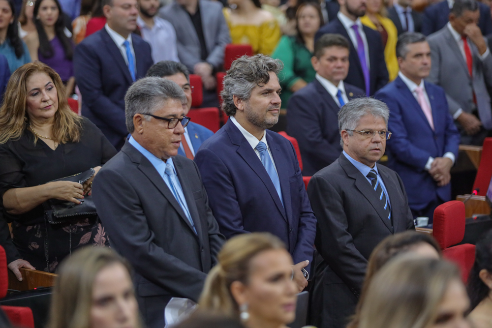 Deputados eleitos tomam posse na Assembleia Legislativa do Piauí - Fotos por Thiago Amaral