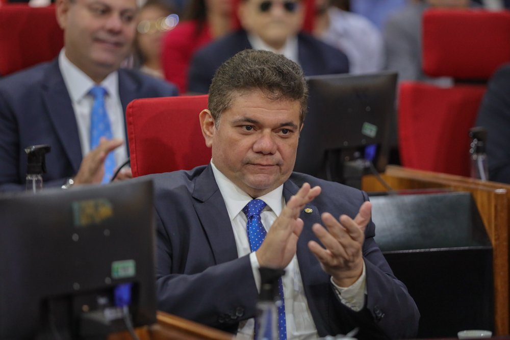 Deputados eleitos tomam posse na Assembleia Legislativa do Piauí - Fotos por Thiago Amaral