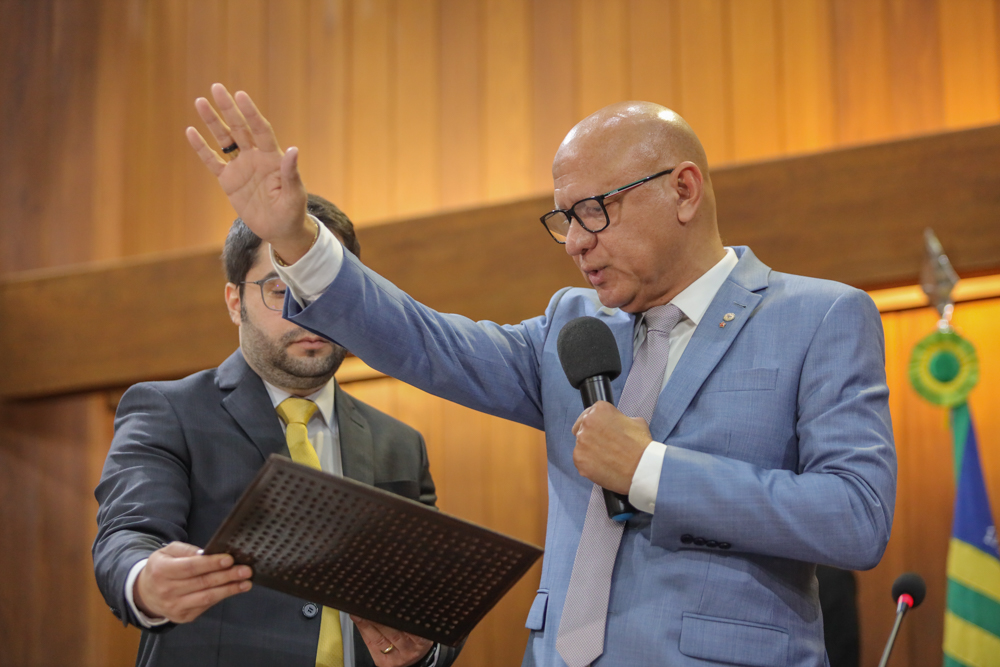 Deputados eleitos tomam posse na Assembleia Legislativa do Piauí - Fotos por Thiago Amaral